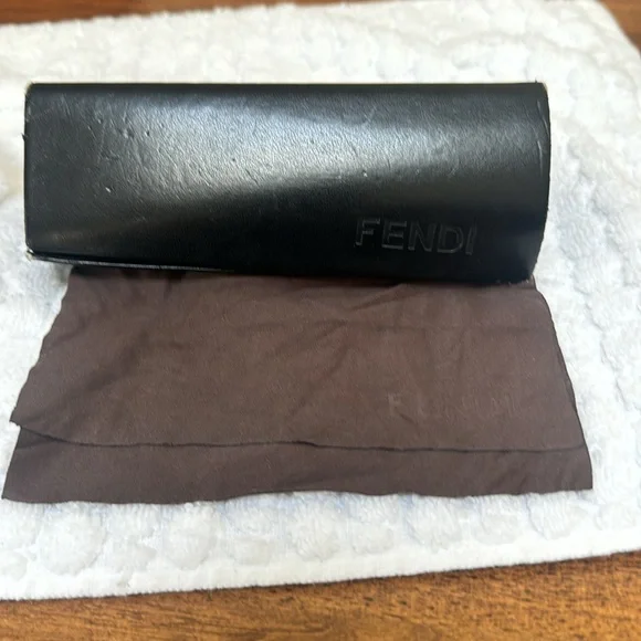 Fendi - eyeglasses - Picture 6 of 6